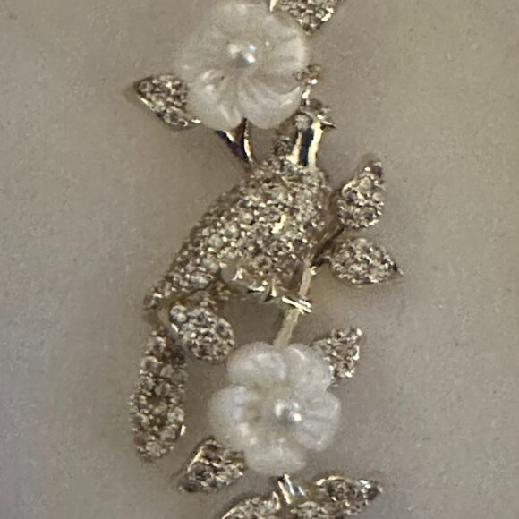 Nicola Bathie Love Bird Earrings New With Box - Picture 4 of 5